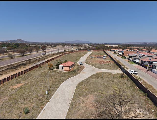 302M² VACANT LAND FOR SALE IN SOUTHERN GATEWAY